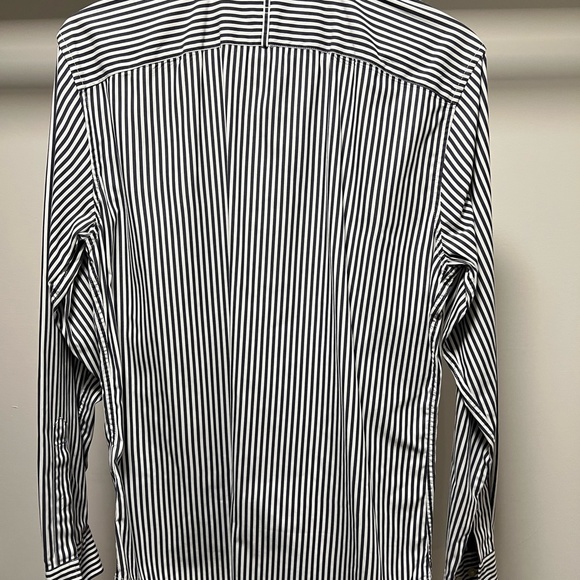 Handsome Hubby Alert!!! Banna Grant Fit Dress Shirt Slim. - Picture 4 of 4